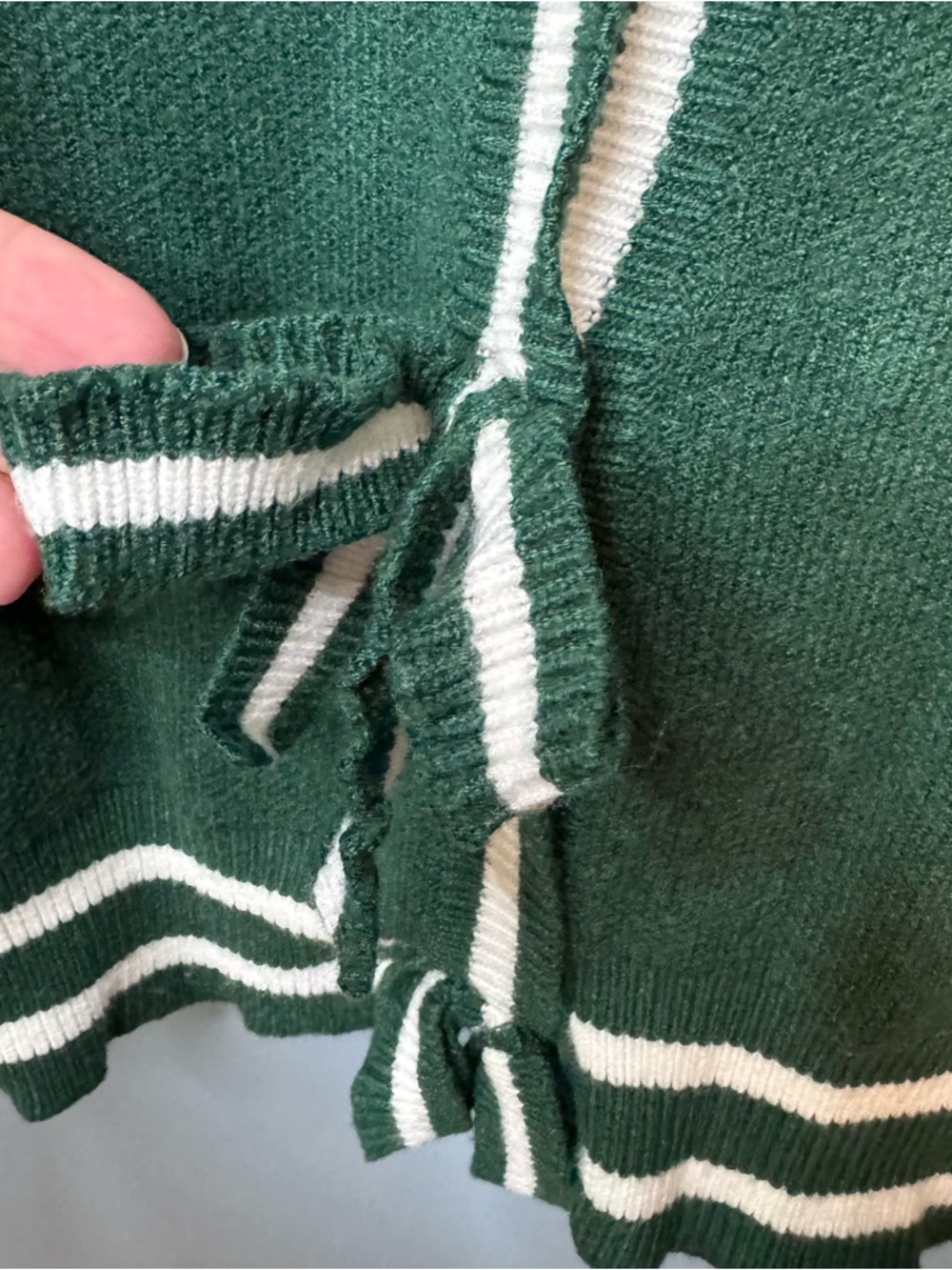 Main Strip Green & White Bow Tie Striped Cardigan Sweater. Women’s Medium - Picture 4 of 10